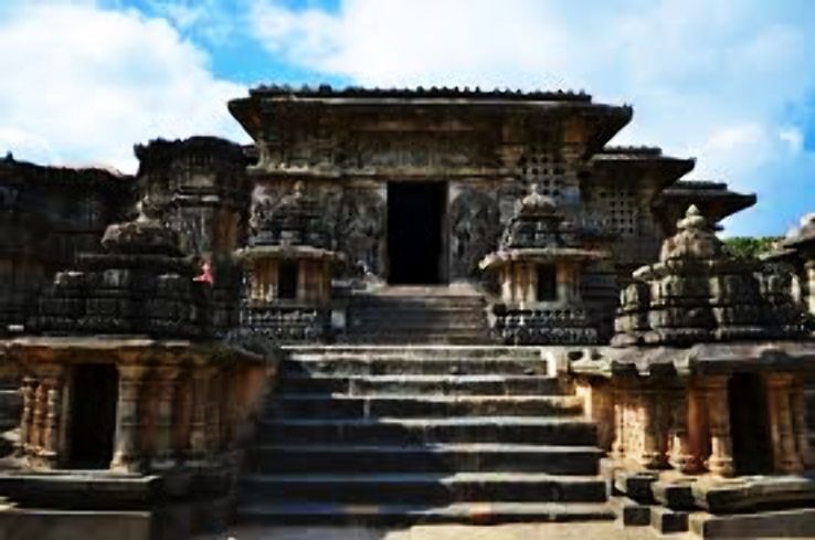 8. Hoysaleswara Temple, Halebid
